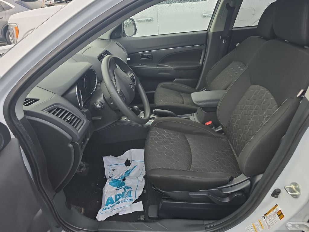 2024 Mitsubishi Outlander Sport 2.0 LE