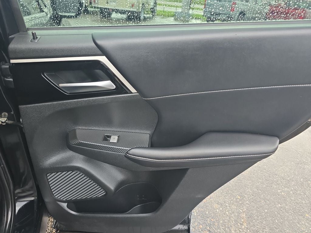 2022 Mitsubishi Outlander Black Edition