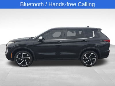 2022 Mitsubishi Outlander Black Edition