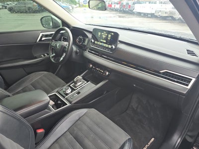 2022 Mitsubishi Outlander Black Edition