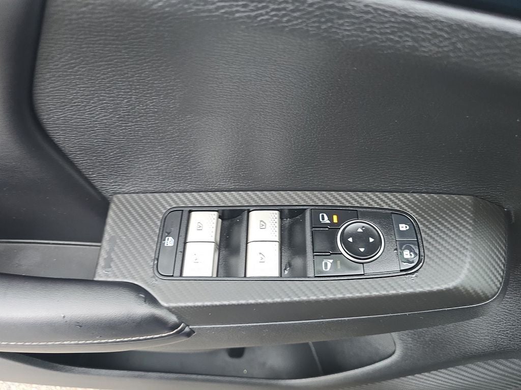 2022 Mitsubishi Outlander Black Edition