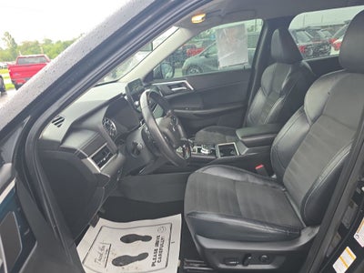 2022 Mitsubishi Outlander Black Edition