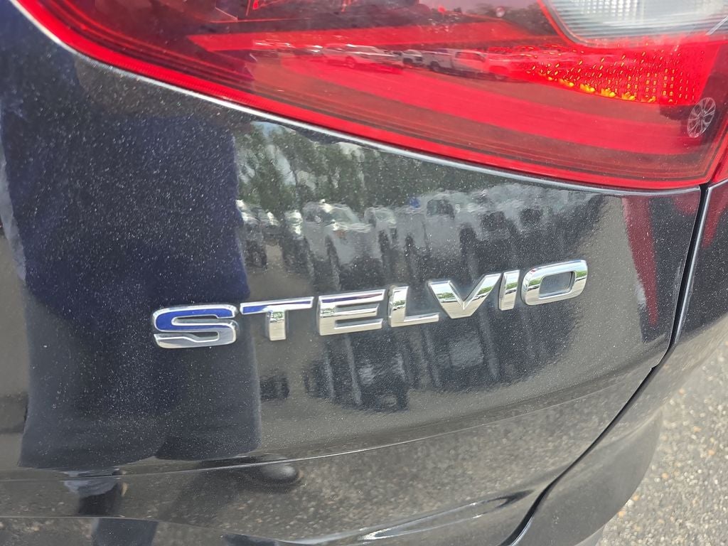 2022 Alfa Romeo Stelvio Ti